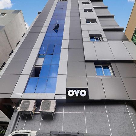Hotel O Red Stone Hotels Hyderabad Bagian luar foto