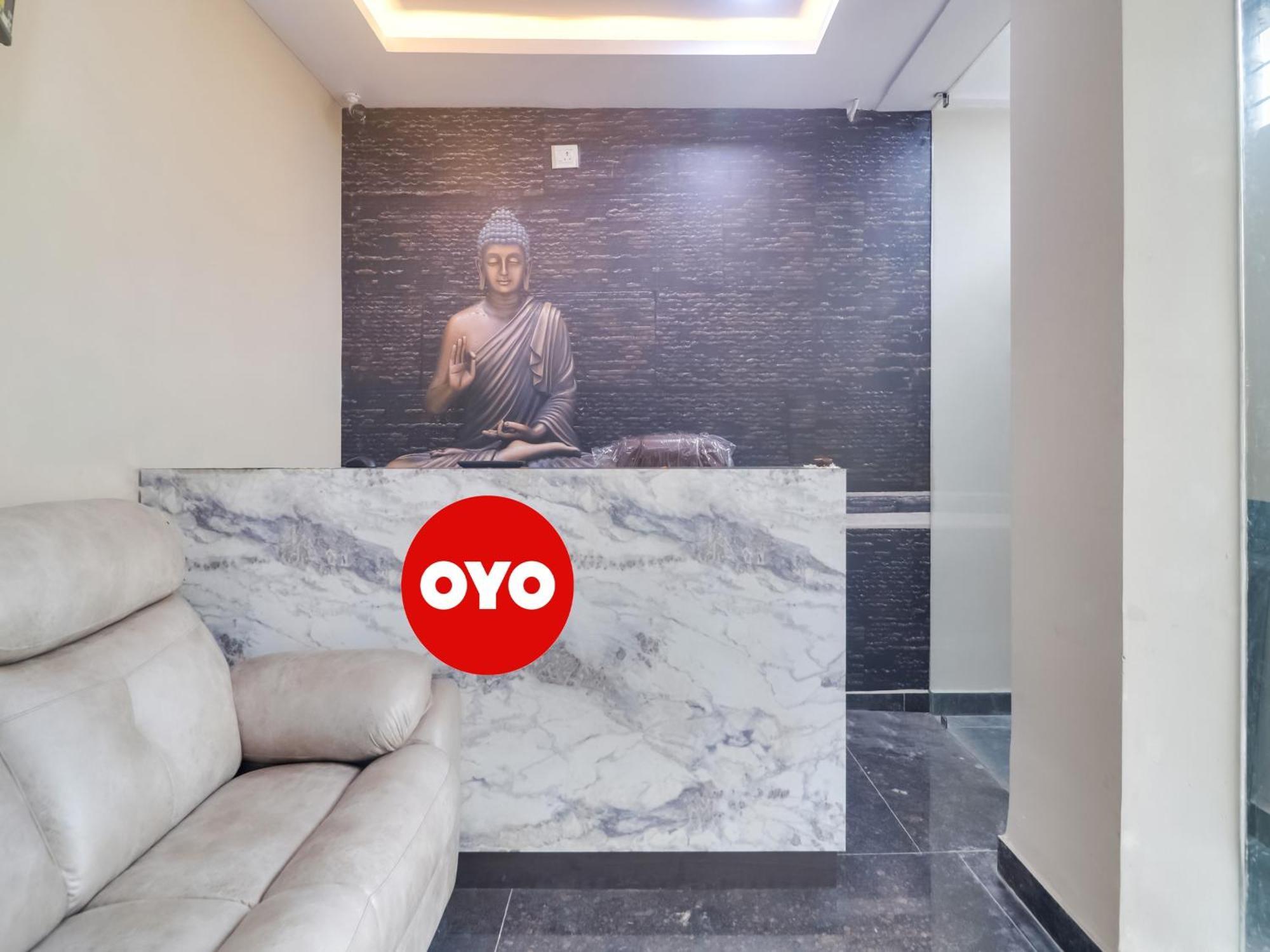 Hotel O Red Stone Hotels Hyderabad Bagian luar foto