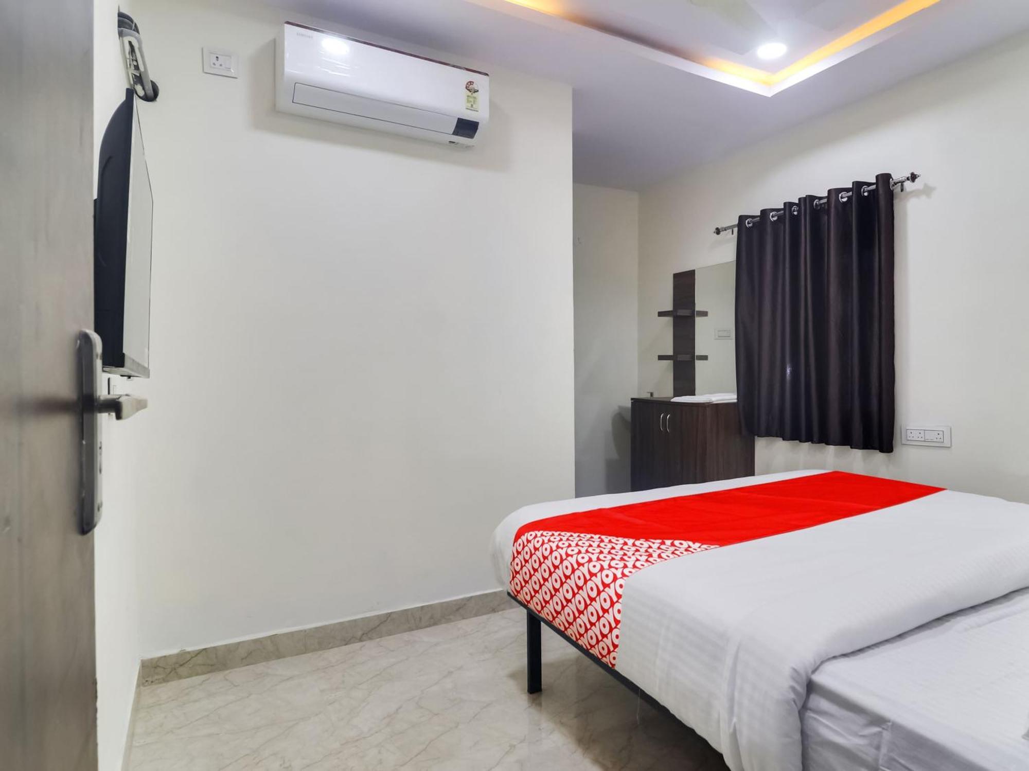 Hotel O Red Stone Hotels Hyderabad Bagian luar foto